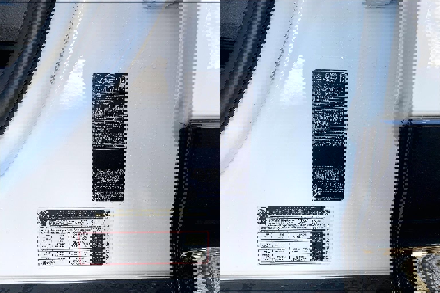 New 2026 Land Rover Defender 110 X-Dynamic SE image 18