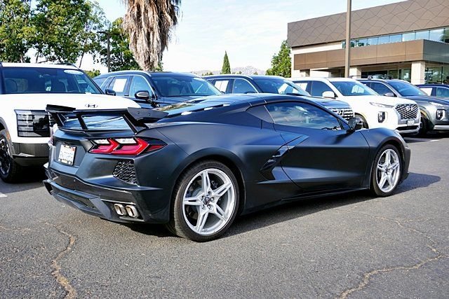 Used 2024 Chevrolet Corvette Stingray Preferred Cpe w/ Stealth Interior Trim Package RWD image 4