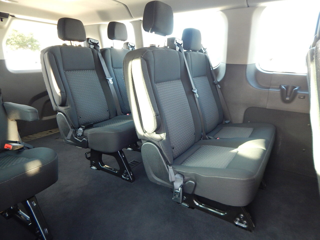 Used 2022 Ford Transit 350 XLT image 14