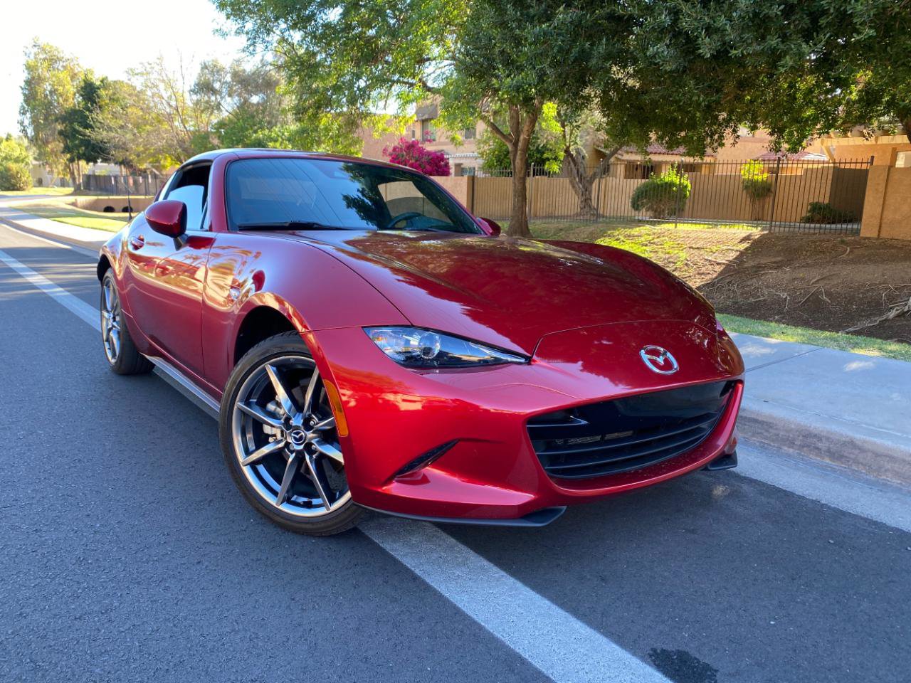 Used 2021 MAZDA MX-5 Miata RF Grand Touring RWD image 2