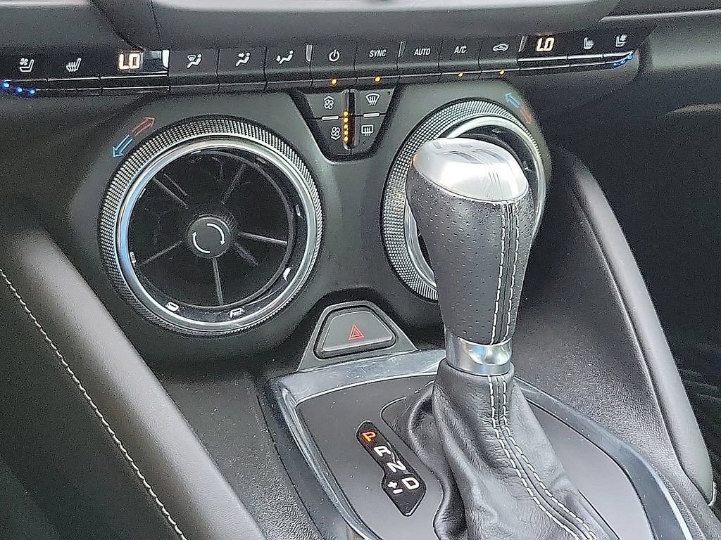 Used 2022 Chevrolet Camaro SS RWD image 16