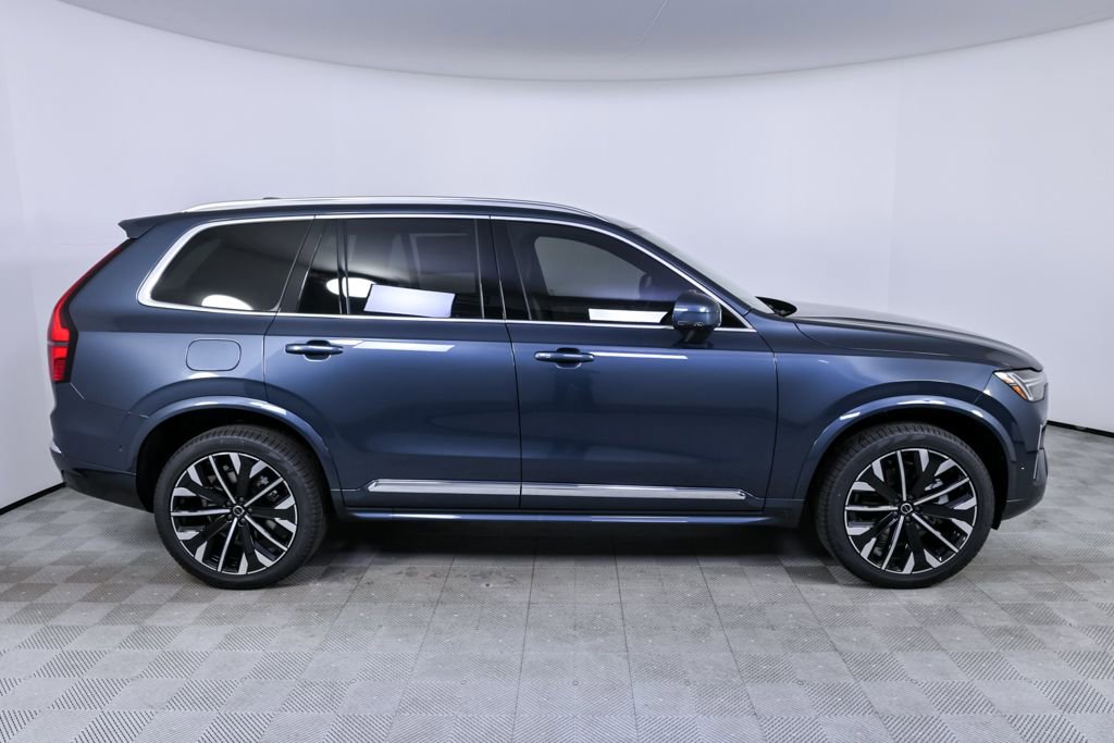 Certified 2026 Volvo XC90 B6 Plus w/ Protection Package Premier image 30