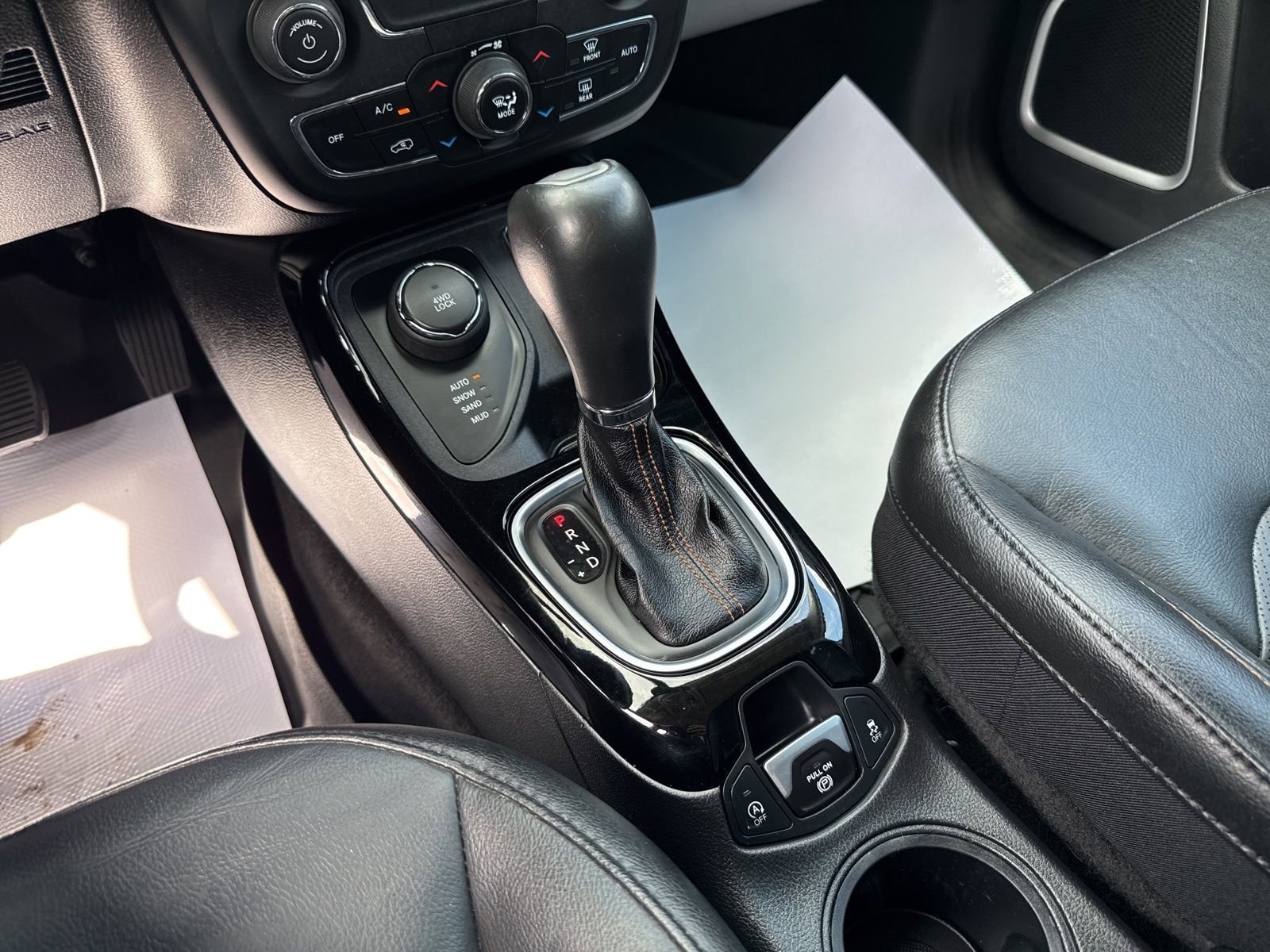 Used 2019 Jeep Compass Limited AWD/4WD image 33