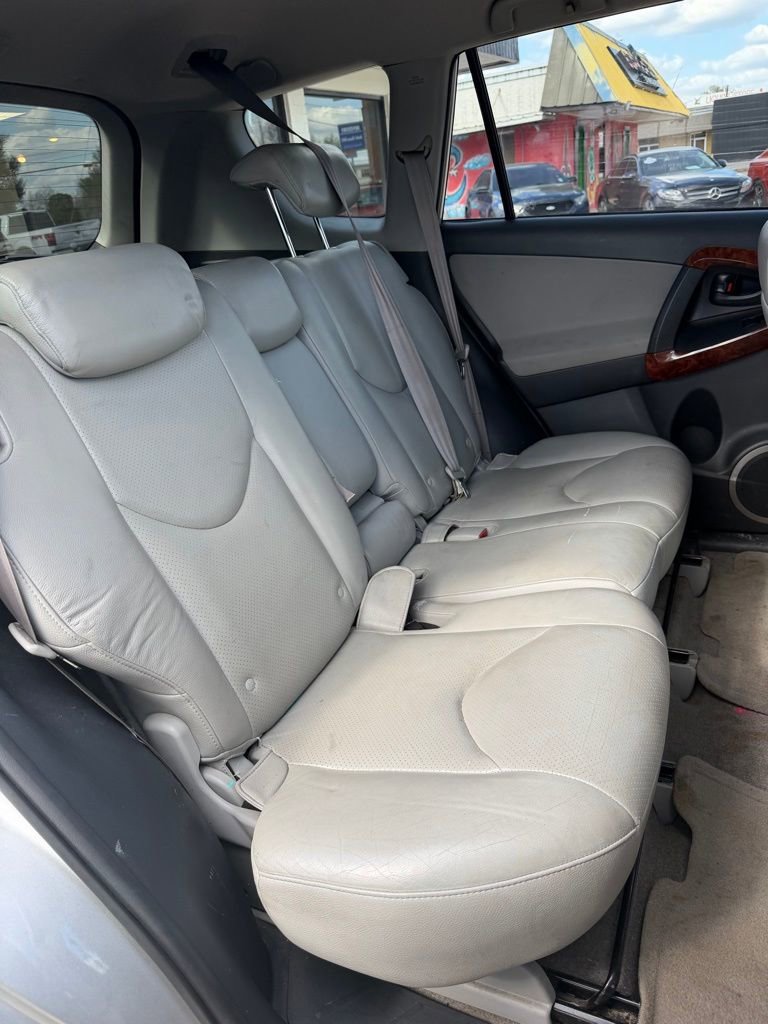 Used 2008 Toyota RAV4 Limited image 26