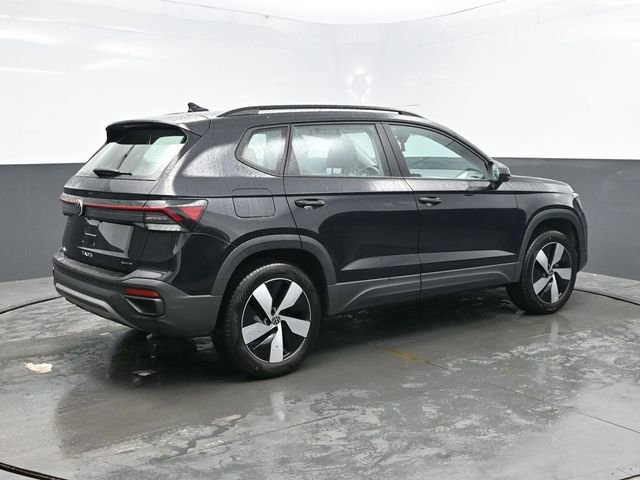 Used 2025 Volkswagen Taos S image 7