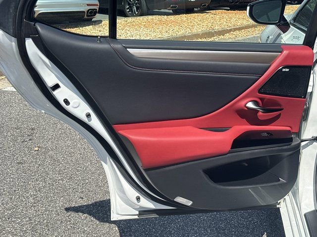 Used 2024 Lexus ES 300h F Sport w/ Accessory Package (Z2) image 24