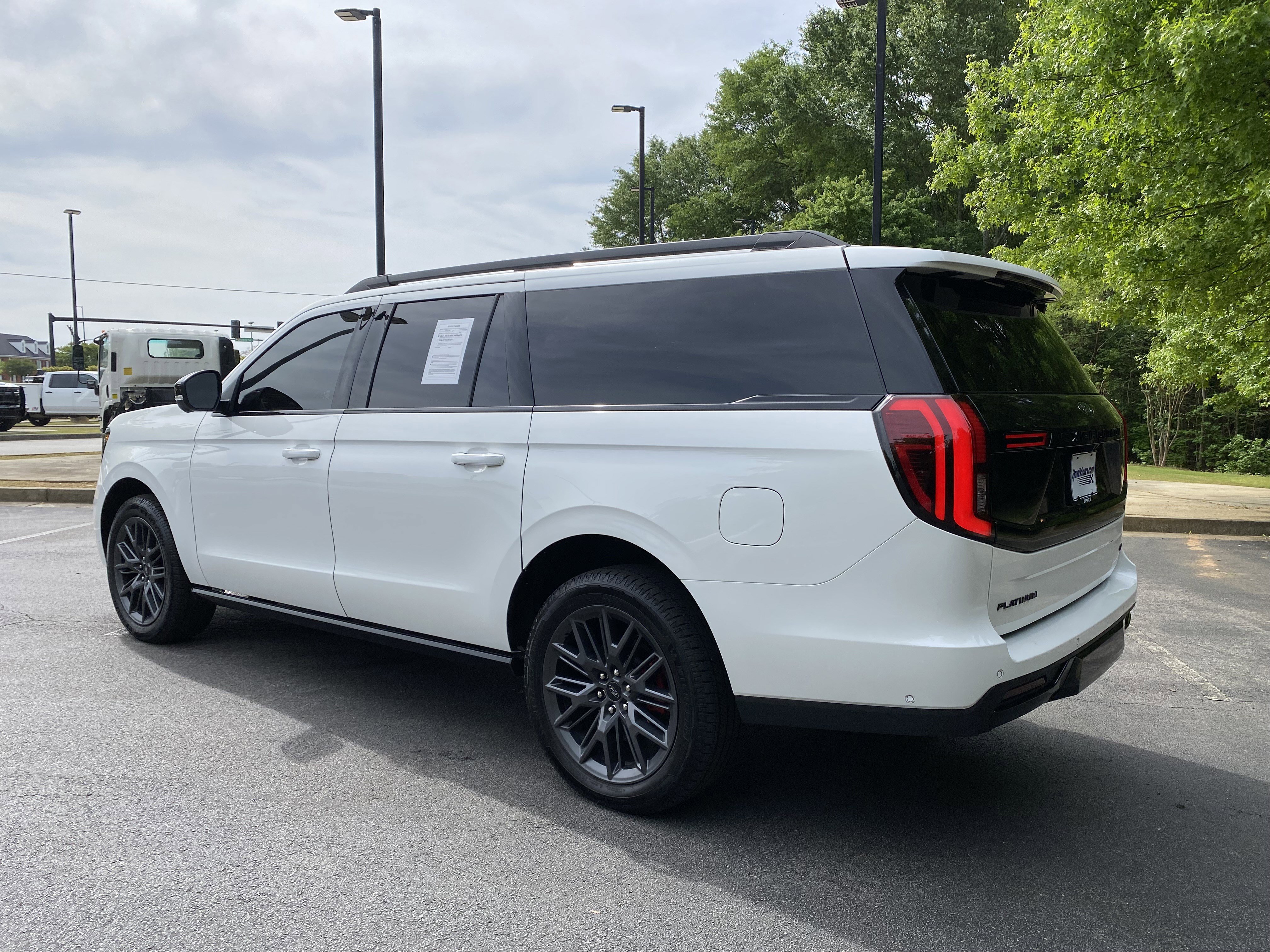 Used 2025 Ford Expedition Max Platinum w/ Stealth Performance Package AWD/4WD image 7