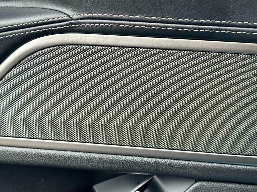 Used 2022 BMW 740i xDrive w/ Luxury Rear Seating Package image 20