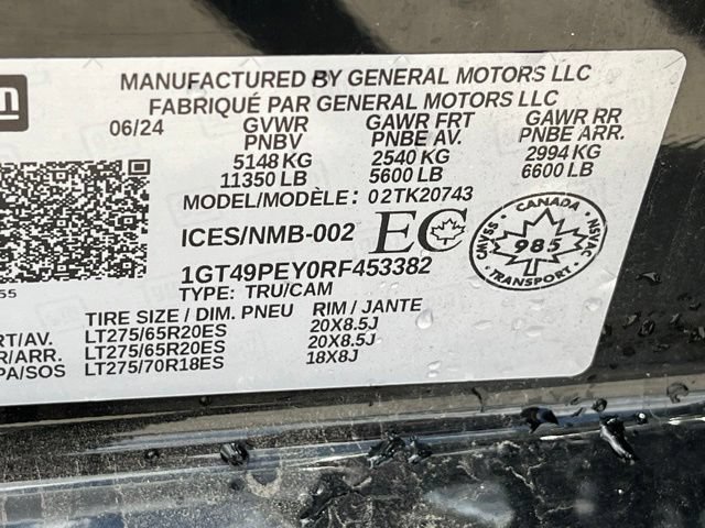 Used 2024 GMC Sierra 2500 AT4 w/ Technology Package AWD/4WD image 36