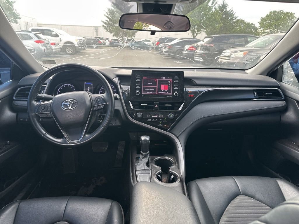 Used 2022 Toyota Camry SE FWD image 16