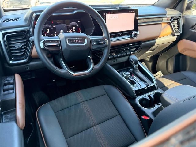 Used 2024 GMC Canyon AT4 image 7