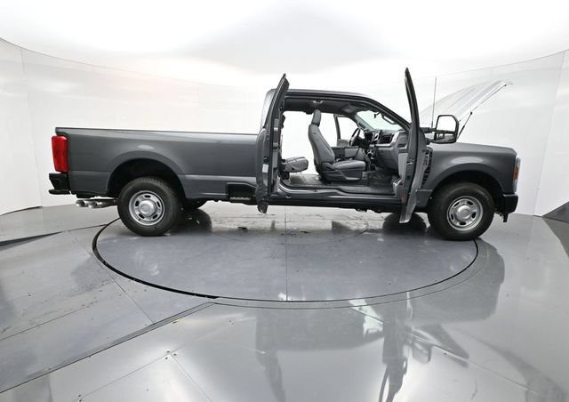 Used 2026 Ford F250 XL RWD image 41