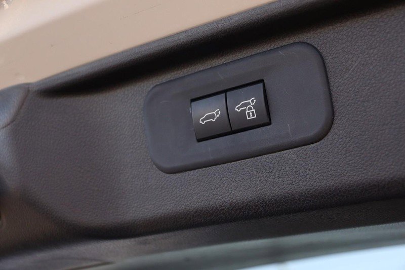 Used 2025 Toyota Grand Highlander AWD image 8