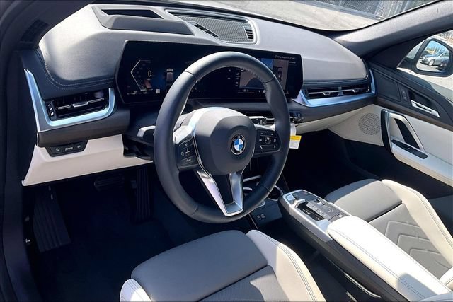 New 2026 BMW X1 xDrive28i w/ Technology Package AWD/4WD image 6