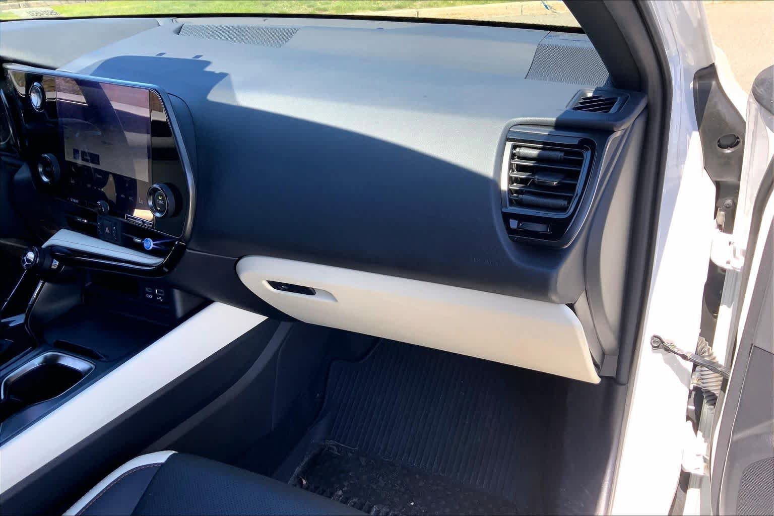 Used 2024 Lexus NX 250 FWD w/ Cold Area Package image 19