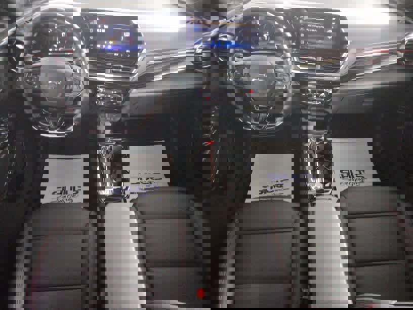 Used 2024 Chevrolet Trax RS w/ Sunroof Package image 56