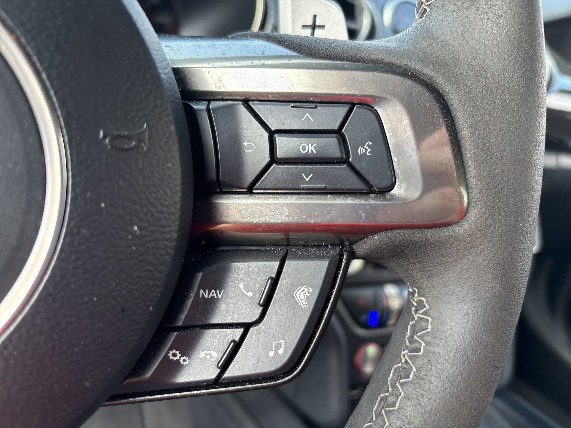 Used 2022 Ford Mustang Shelby GT500 w/ Technology Package RWD image 18