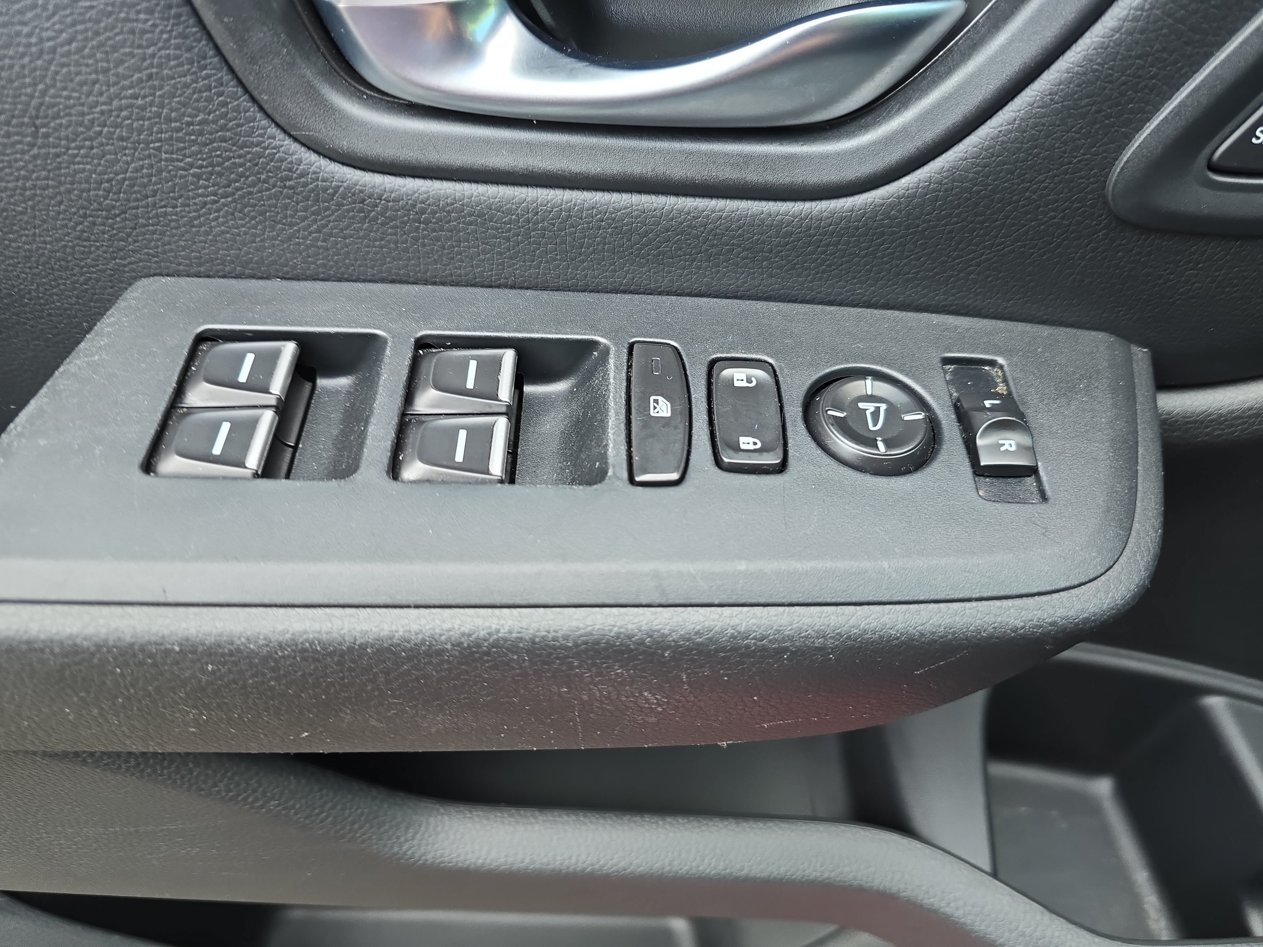Used 2023 Honda Pilot Touring image 30