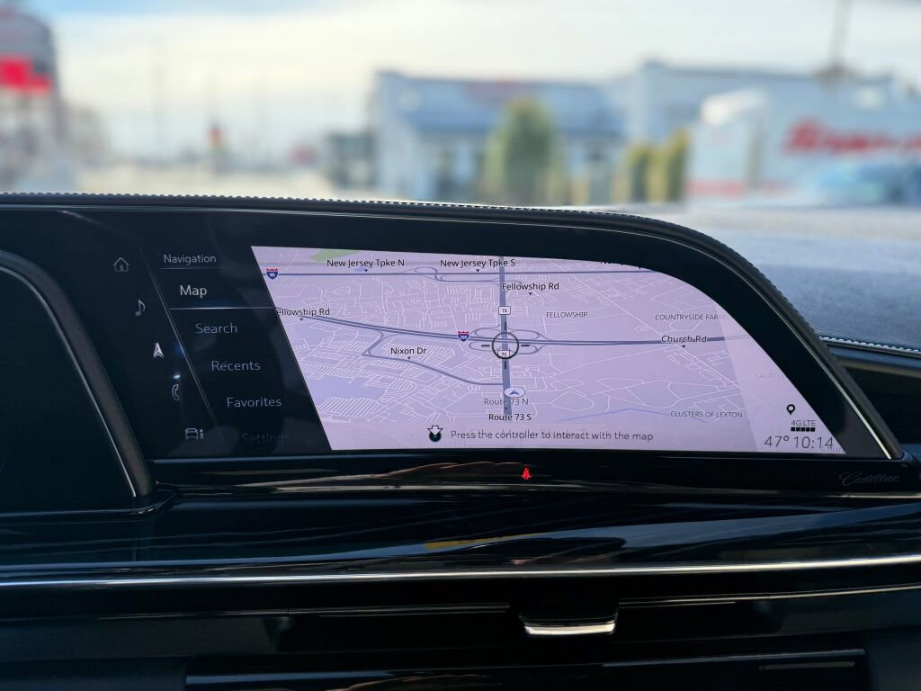 Used 2021 Cadillac Escalade ESV Sport w/ Driver Assist Tech Package image 19