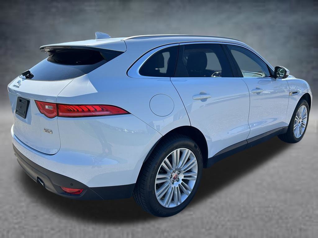 Used 2019 Jaguar F-PACE Premium AWD/4WD image 6