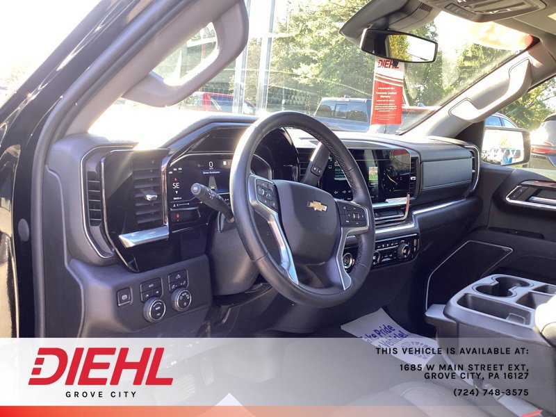 Used 2023 Chevrolet Silverado 1500 LT AWD/4WD image 25
