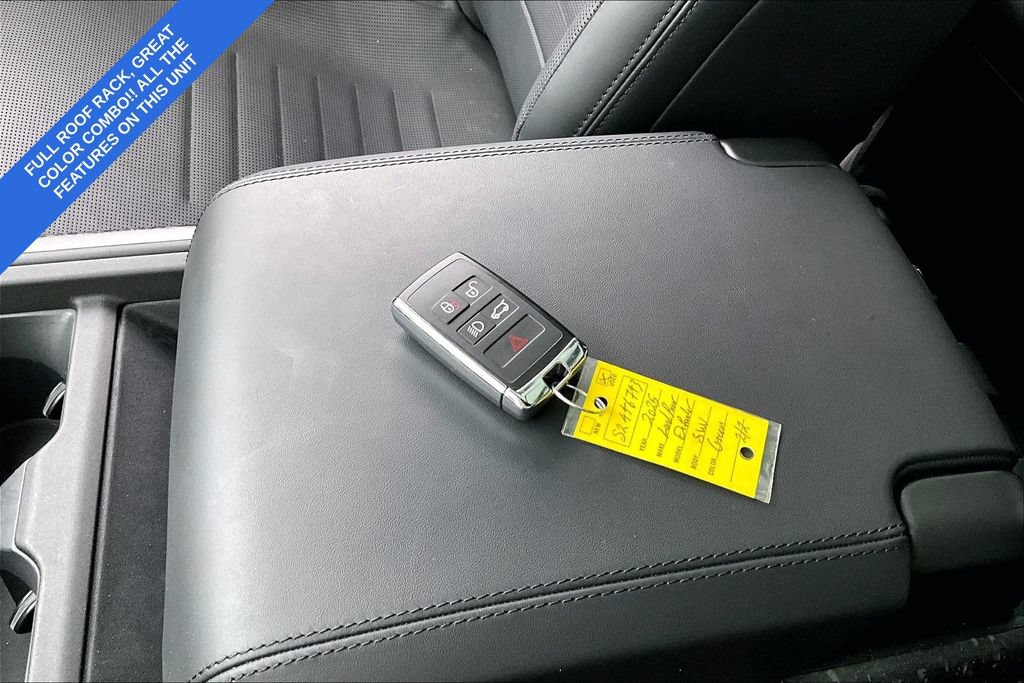 Used 2025 Land Rover Defender 110 AWD/4WD image 12