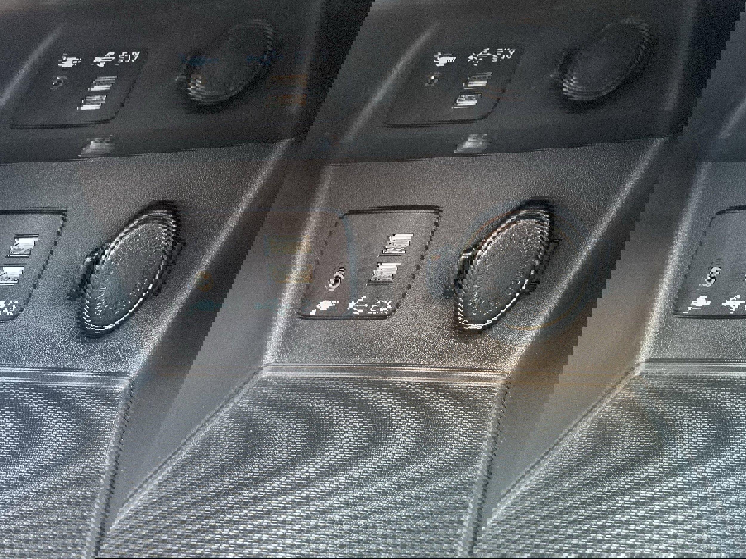 Certified 2022 Subaru Forester Touring w/ Popular Package #3 image 23