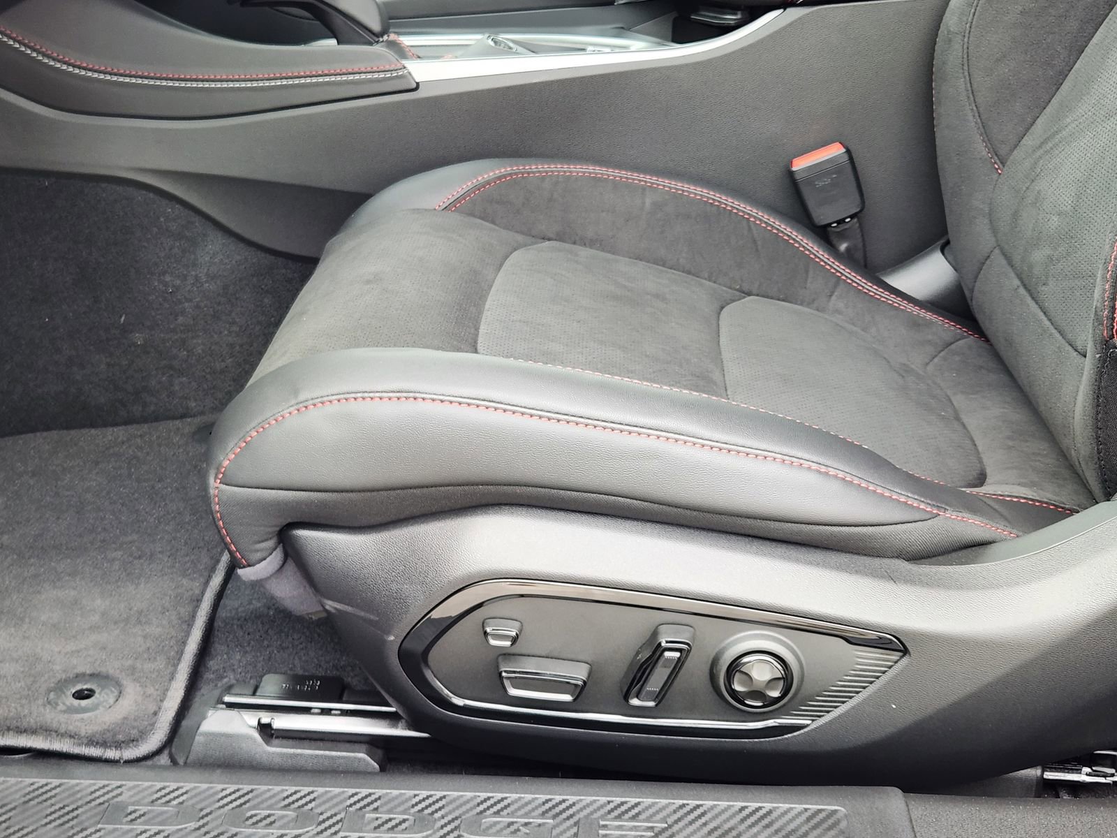 New 2026 Dodge Charger R/T AWD/4WD image 21