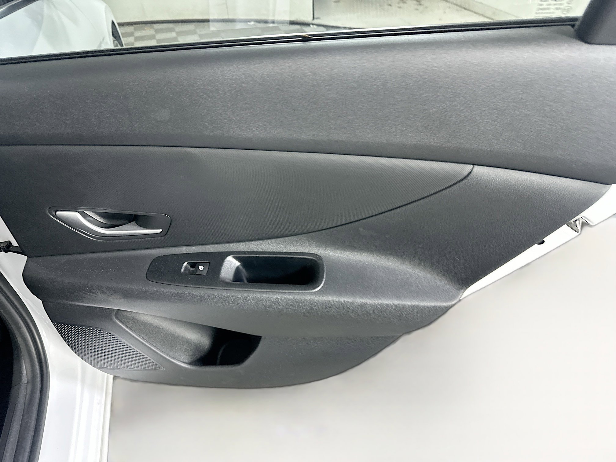 Used 2025 Hyundai Elantra Blue image 28