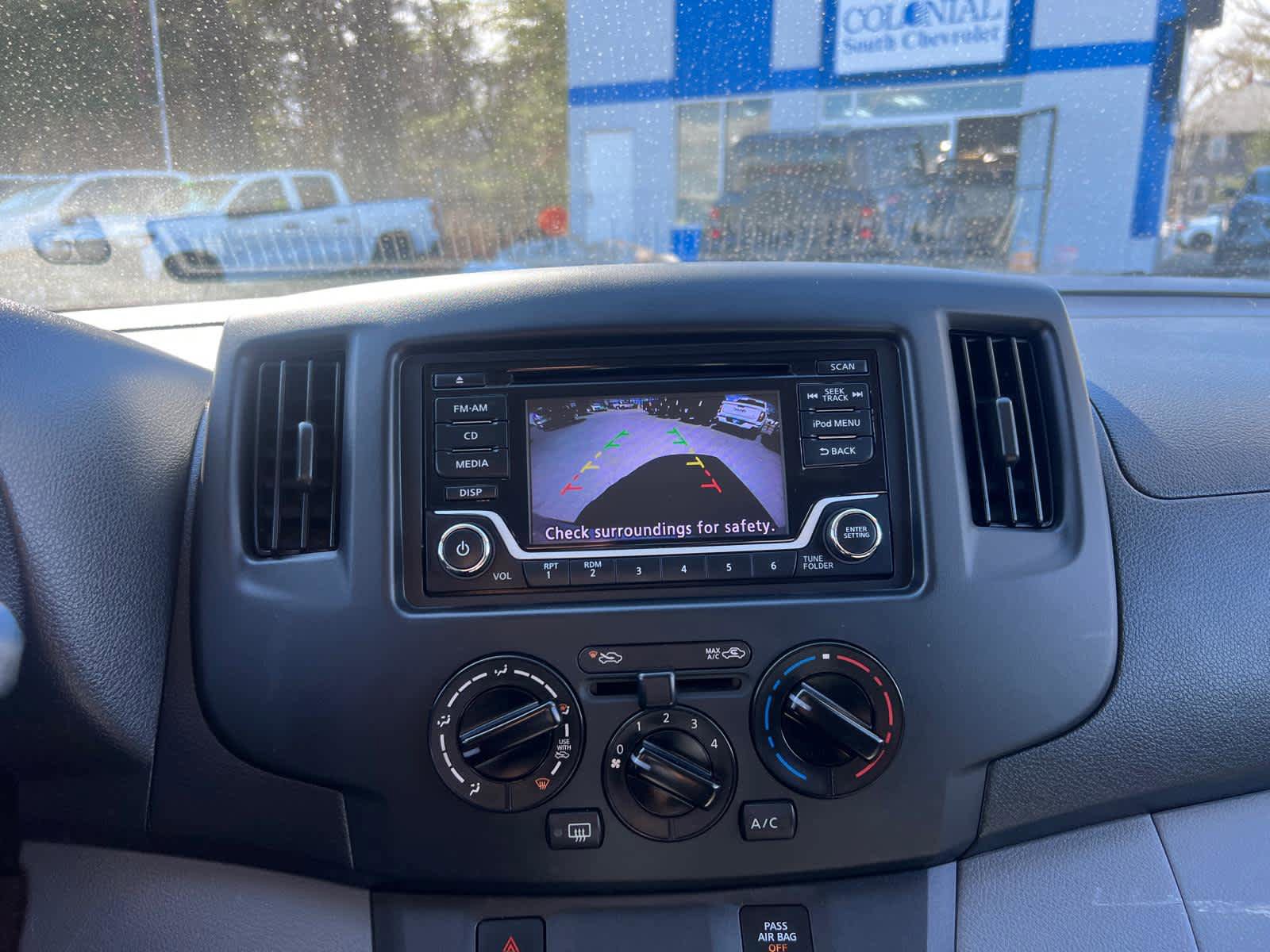 Used 2018 Nissan NV200 S w/ Back Door Glass Package image 27