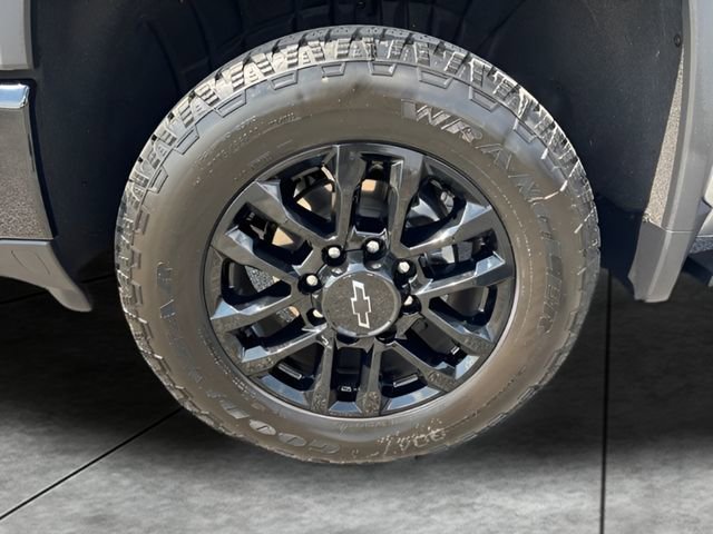 Used 2026 Chevrolet Silverado 2500 Custom w/ Custom Value Package image 27