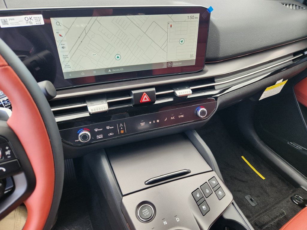 New 2027 Kia Sportage SX Prestige AWD/4WD image 16