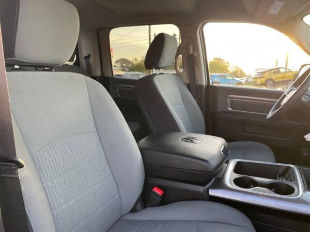 Used 2023 RAM 1500 Classic SLT w/ Trailer & Traction Group image 9