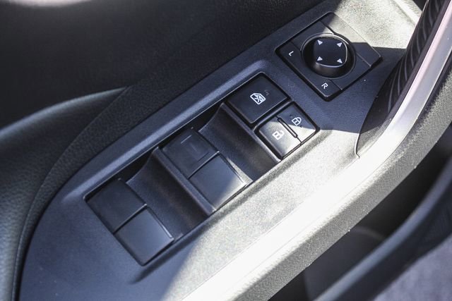 Used 2021 Toyota RAV4 LE w/ Carpet Mat Package (TMS) image 28