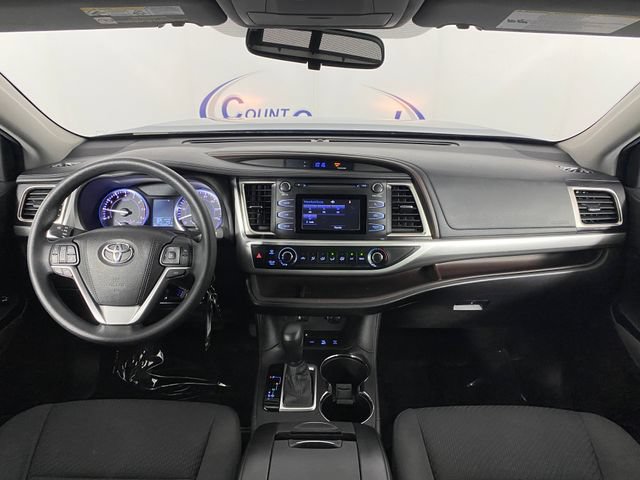 Used 2016 Toyota Highlander LE AWD/4WD image 13
