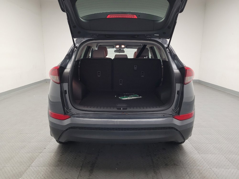 Used 2017 Hyundai Tucson SE image 29