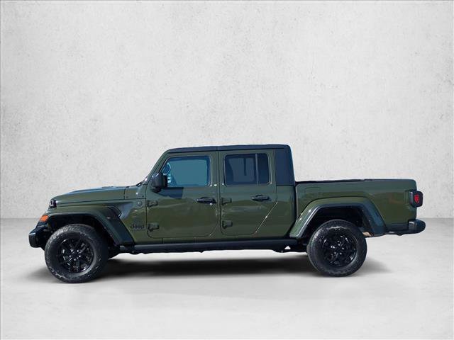 Used 2023 Jeep Gladiator Sport AWD/4WD image 9
