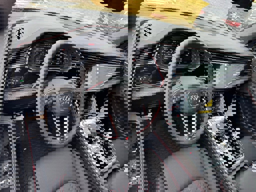 New 2026 Audi SQ8 Prestige image 3