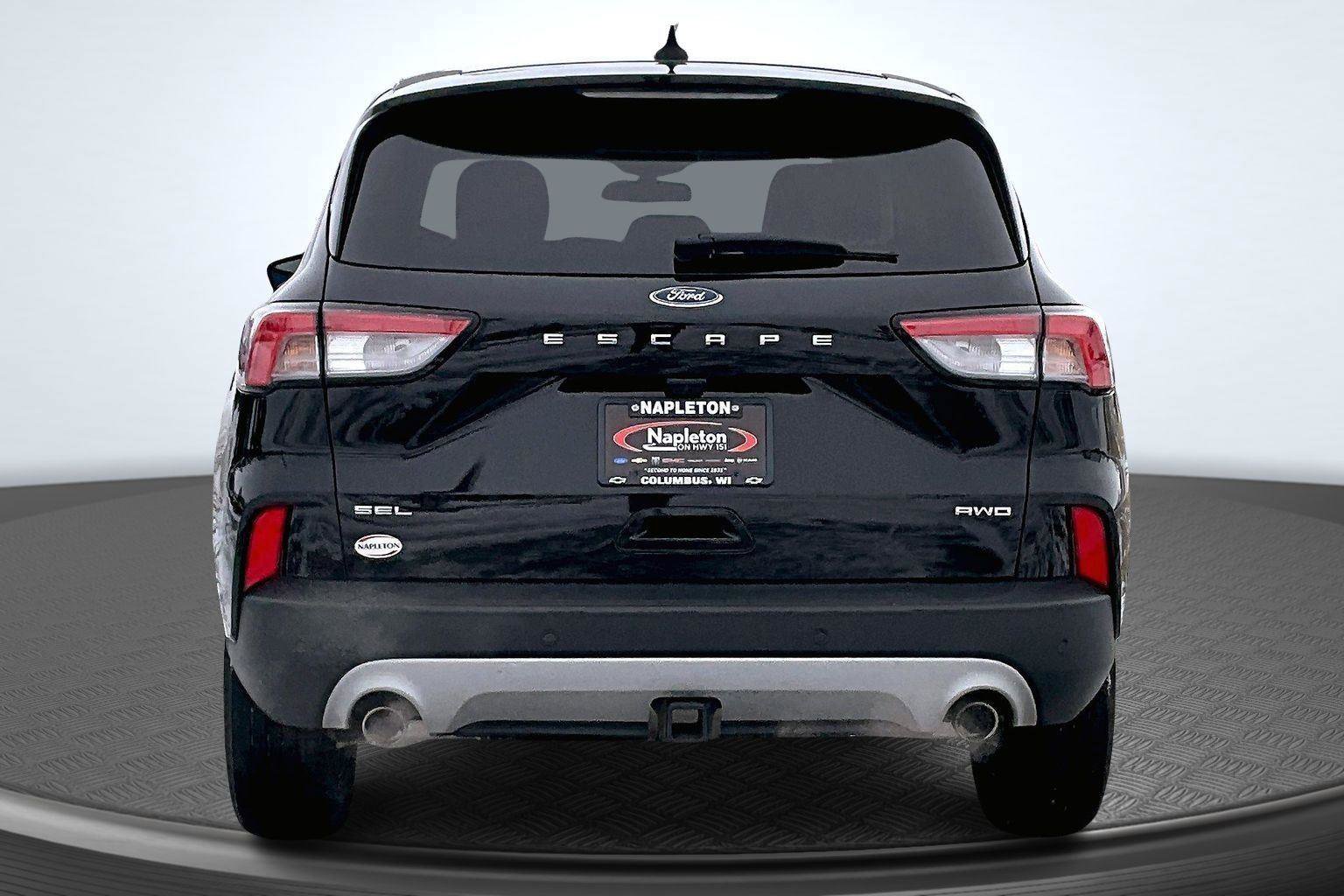 Used 2022 Ford Escape SEL w/ Technology Package image 4