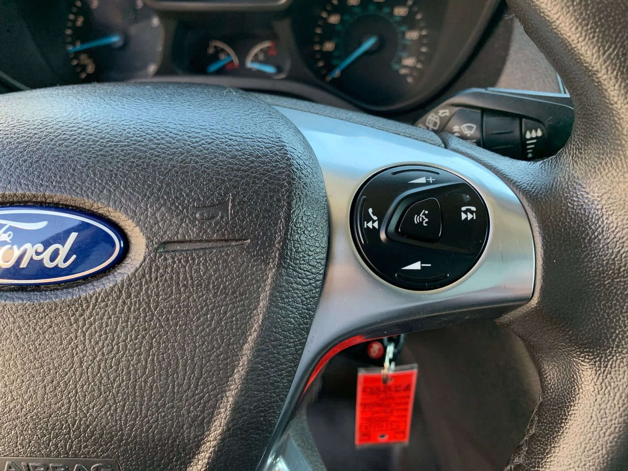 Used 2016 Ford Transit Connect XL image 13