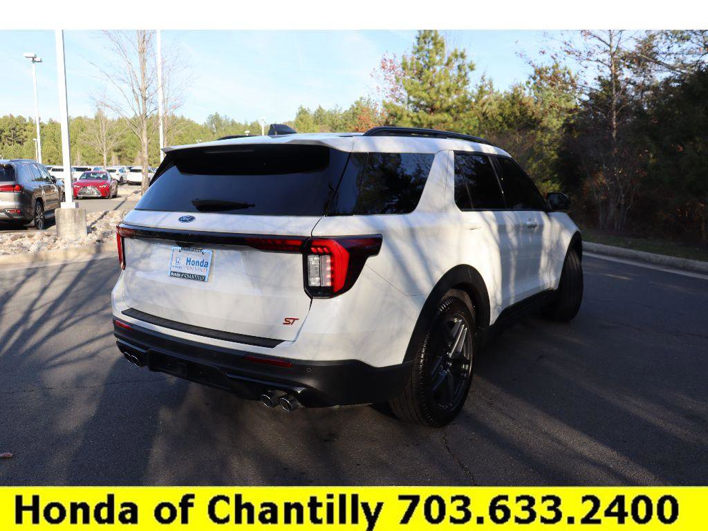Used 2025 Ford Explorer ST w/ Sun And Sound Package image 7