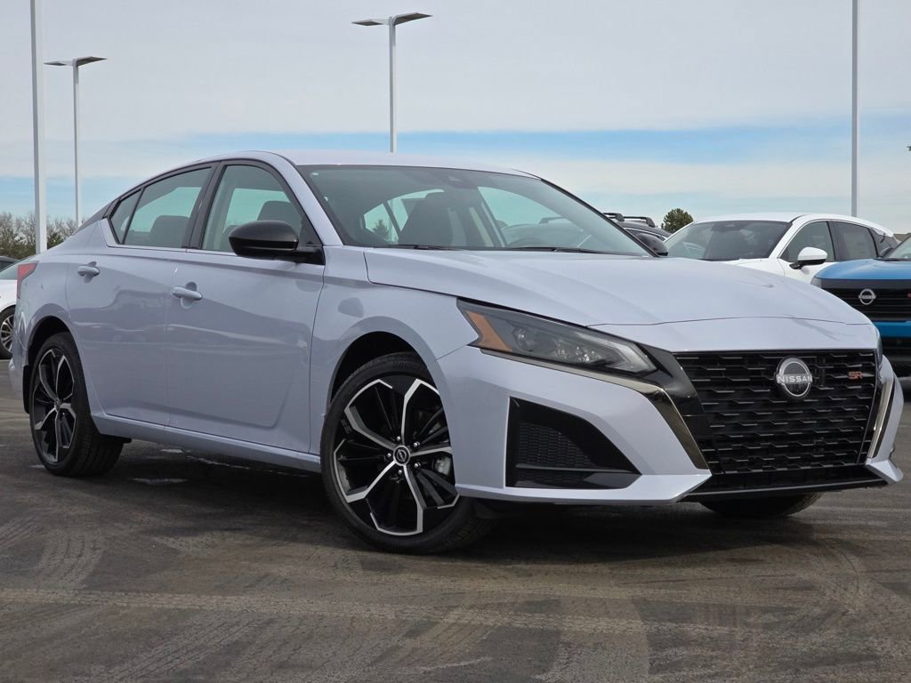 New 2025 Nissan Altima 2.5 SR