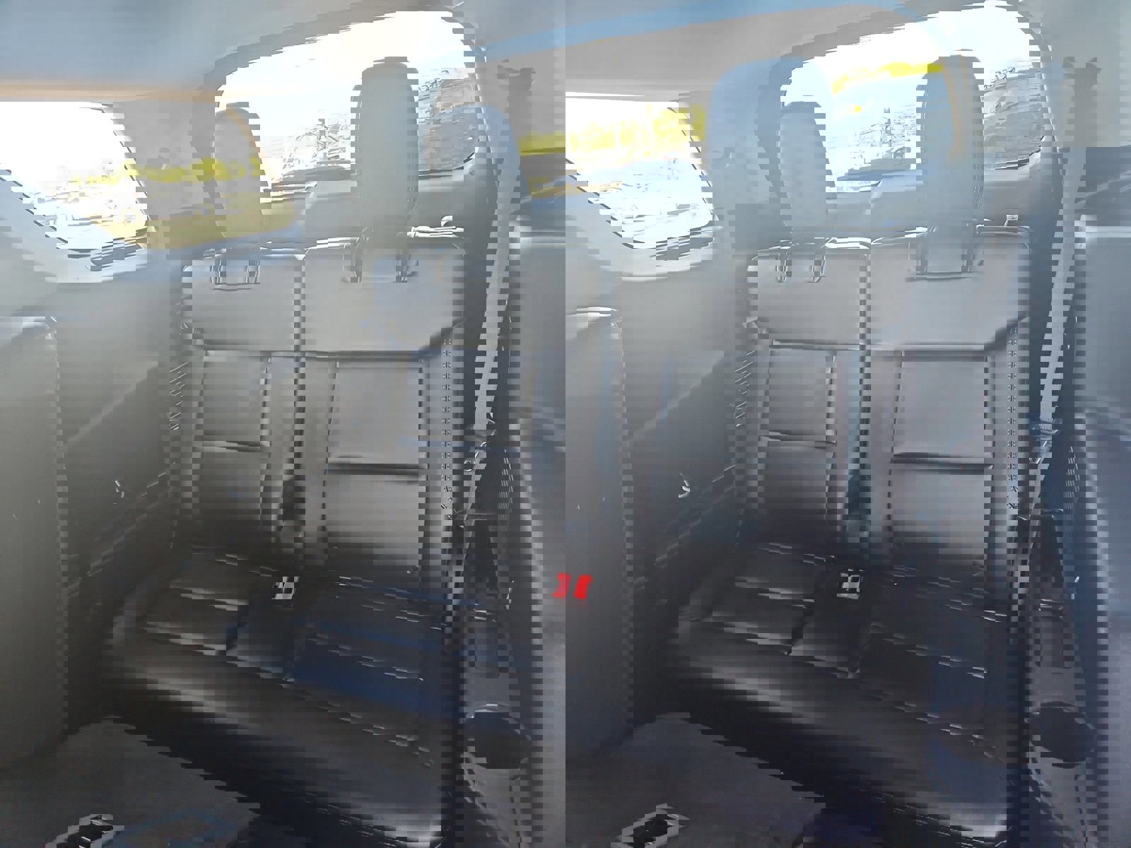 Used 2024 Ford Explorer XLT w/ Equipment Group 202A image 20