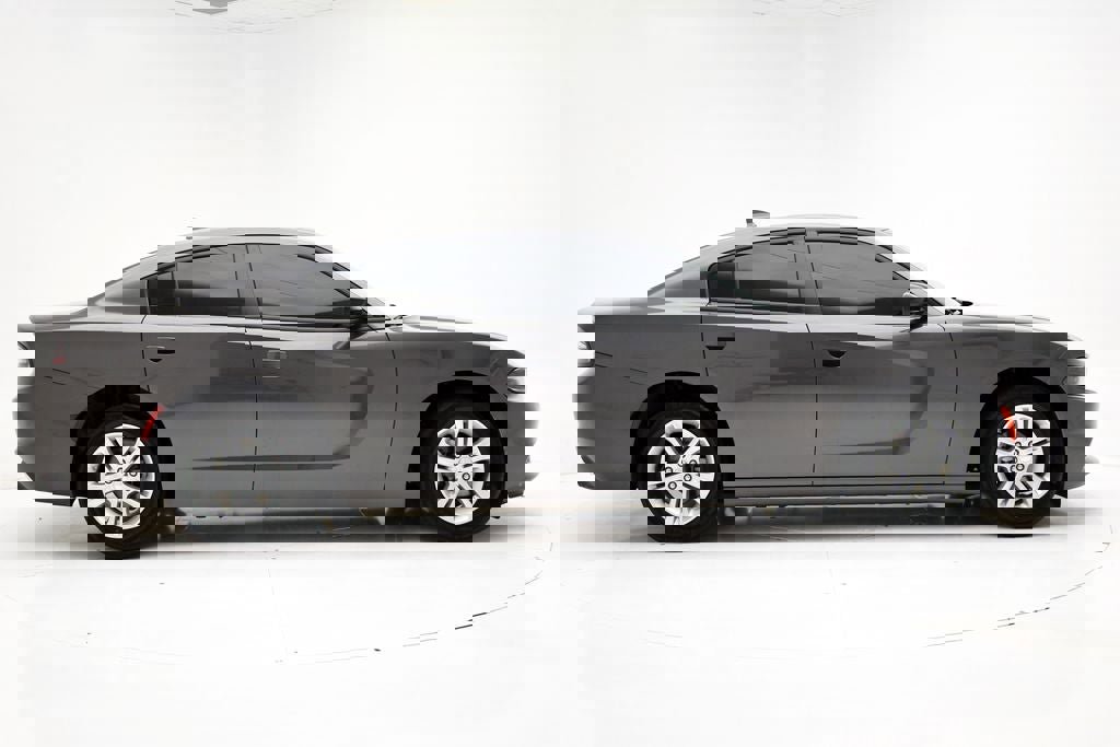 Used 2023 Dodge Charger SXT w/ Cold Weather Package image 3