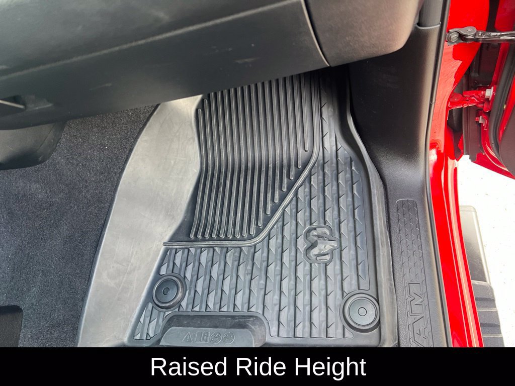 Certified 2025 RAM 1500 Warlock AWD/4WD image 13
