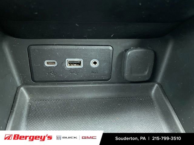 Certified 2022 GMC Terrain SLE image 38