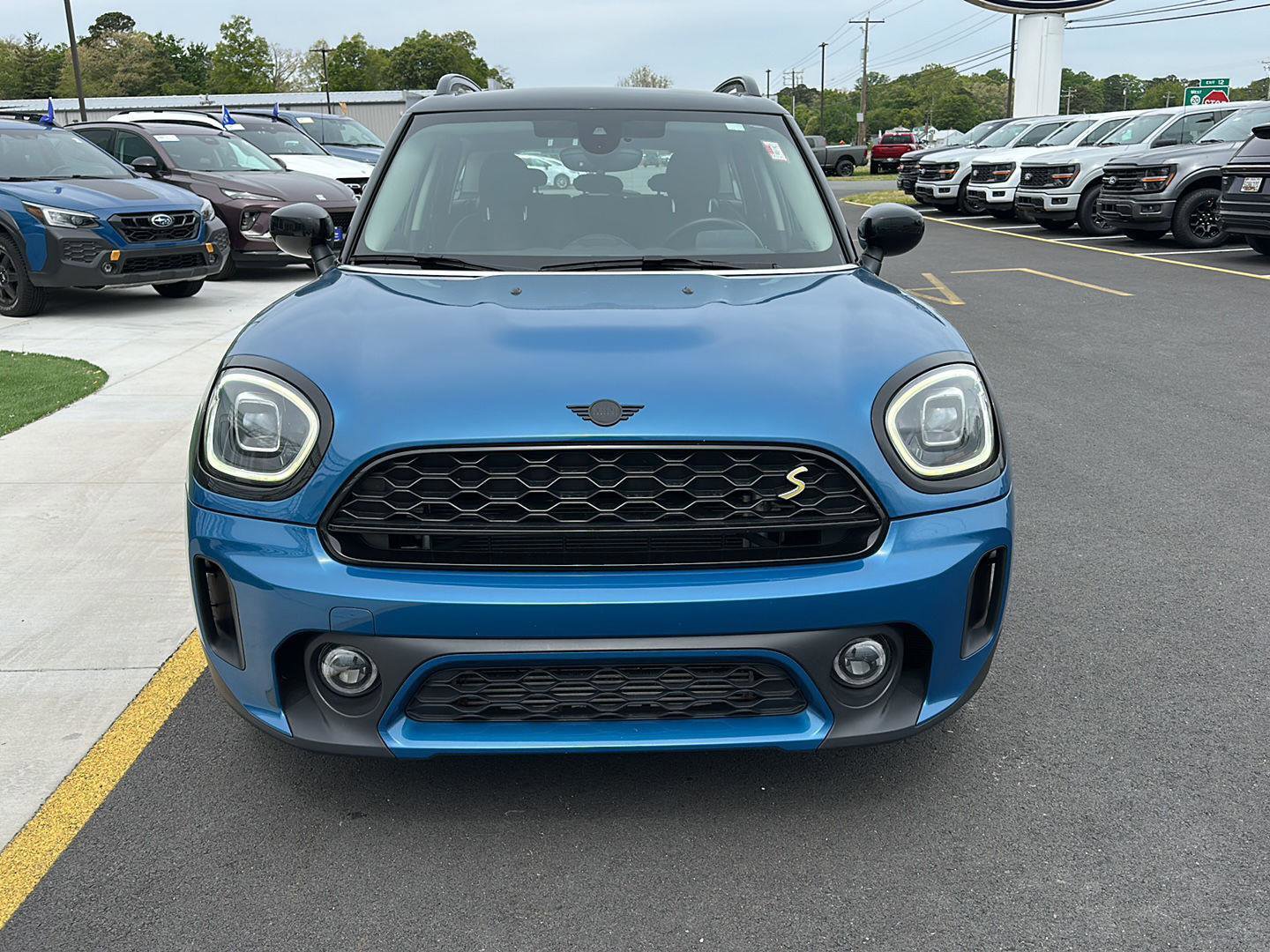Used 2023 MINI Cooper Countryman SE AWD/4WD image 2