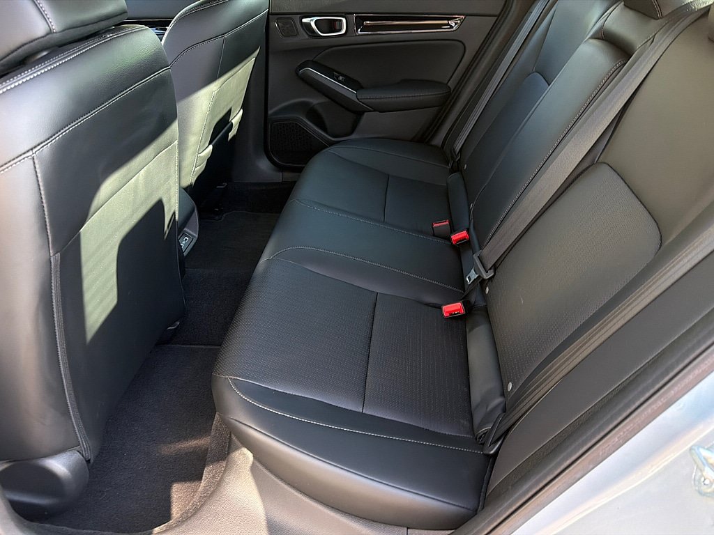 Used 2023 Honda Civic Touring image 8