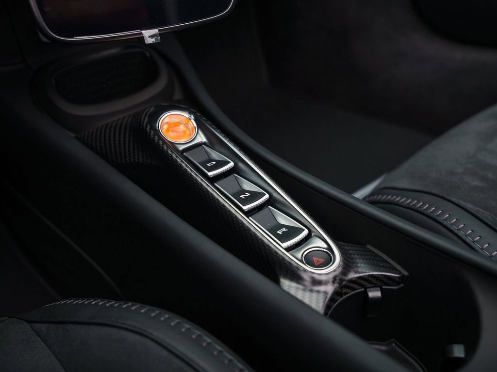 New 2026 McLaren Artura Spider image 17