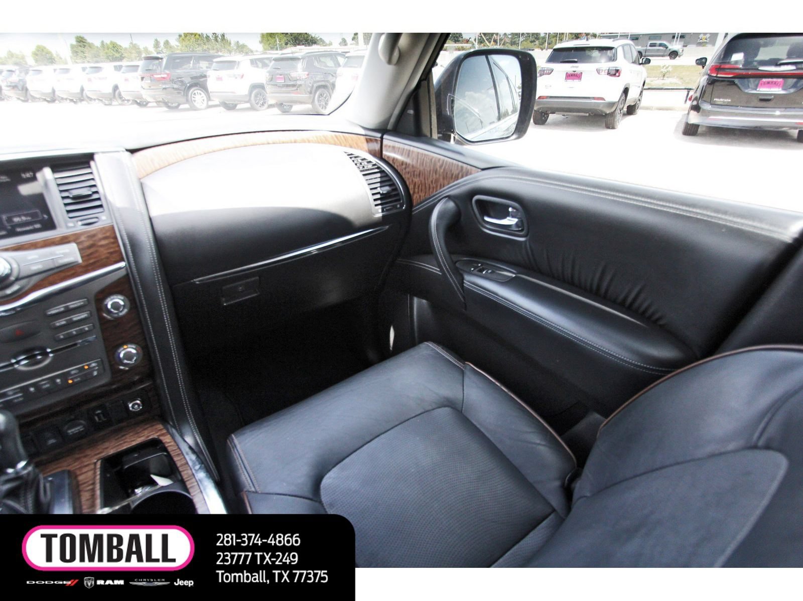 Used 2019 Nissan Armada Platinum w/ Captain's Chairs Package RWD image 11
